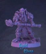 Druid Night Elf male attack posed